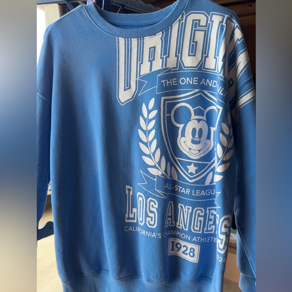 Vintage Disney crew neck